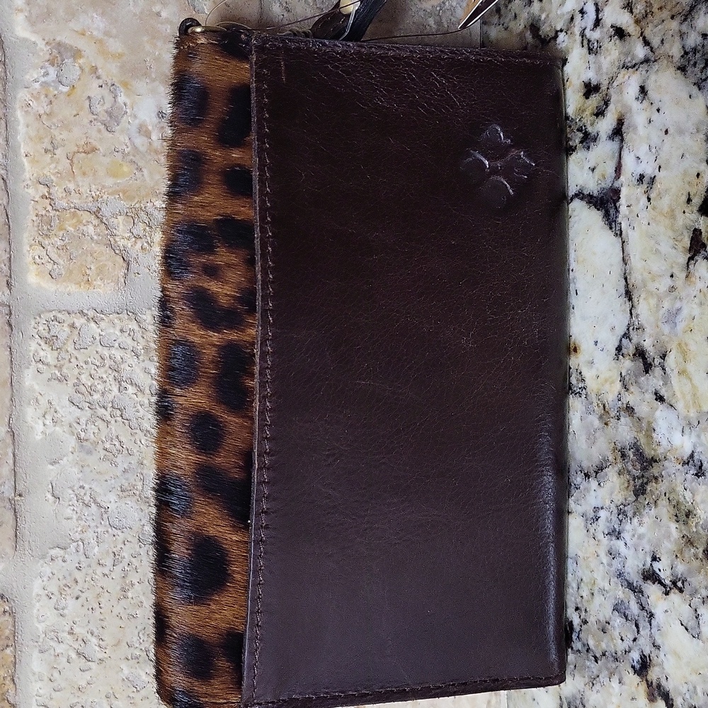 Patricia Nash Marsiliana Mirror Leopard Wristlet - Picture 6 of 10